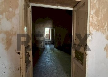 Hall / corridoio - Casa indipendente via costantino
 
4, Catania - foto 8