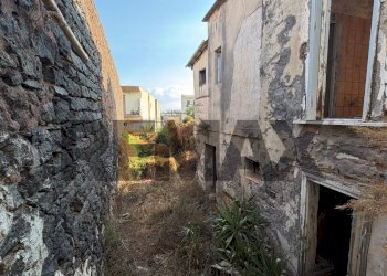 Edificio all\'aperto - Casa indipendente via costantino
 
4, Catania - foto 9