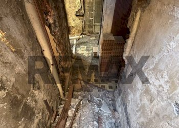 Dettagli - Casa indipendente via costantino
 
4, Catania - foto 27