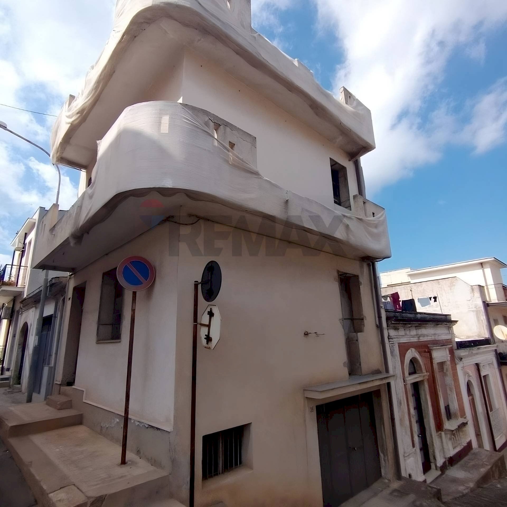 Edificio all\'aperto - Casa indipendente via Magenta
 
218, Canicattini Bagni - foto 1