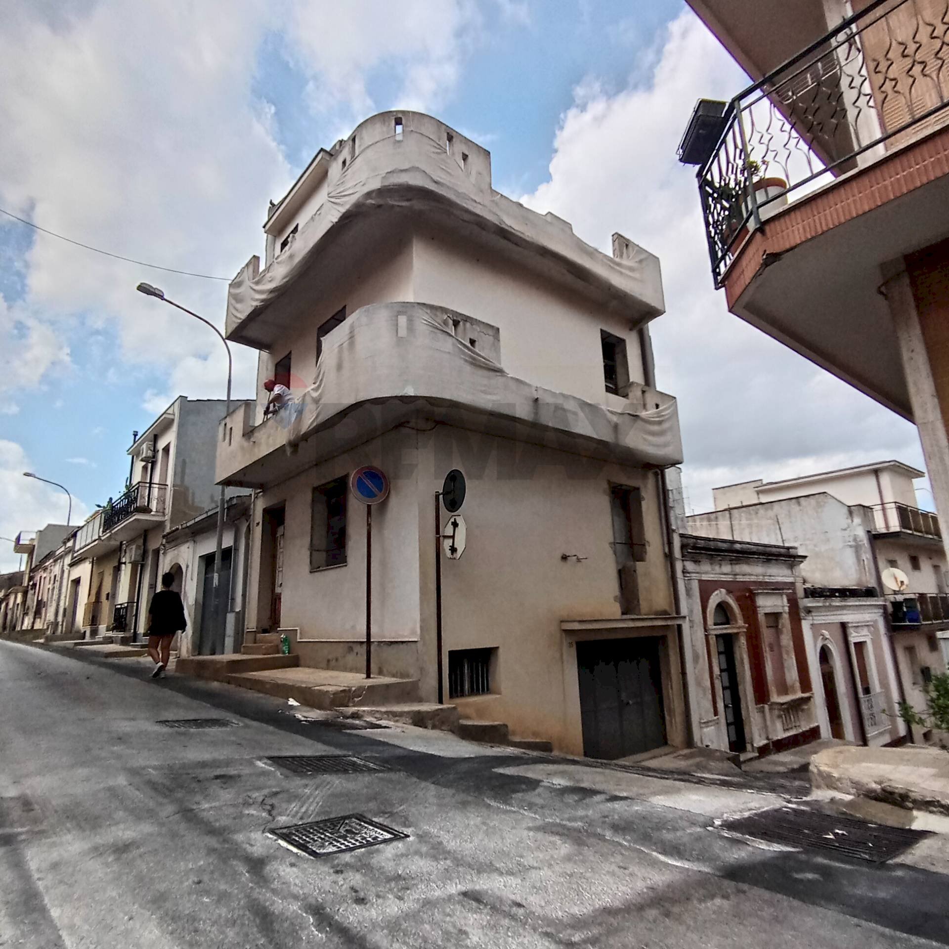 Edificio all\'aperto - Casa indipendente via Magenta
 
218, Canicattini Bagni - foto 2