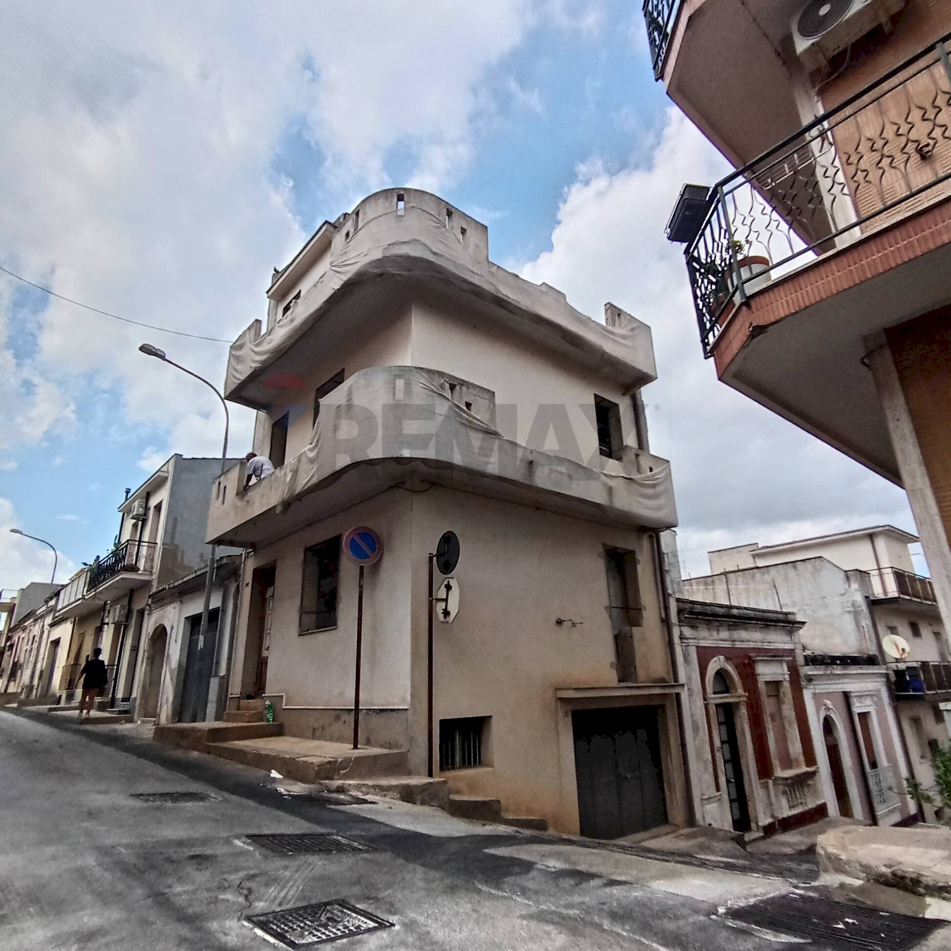 Edificio all\'aperto - Casa indipendente via Magenta
 
218, Canicattini Bagni - foto 3