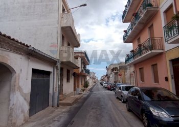 Edificio all\'aperto - Casa indipendente via Magenta
 
218, Canicattini Bagni - foto 10