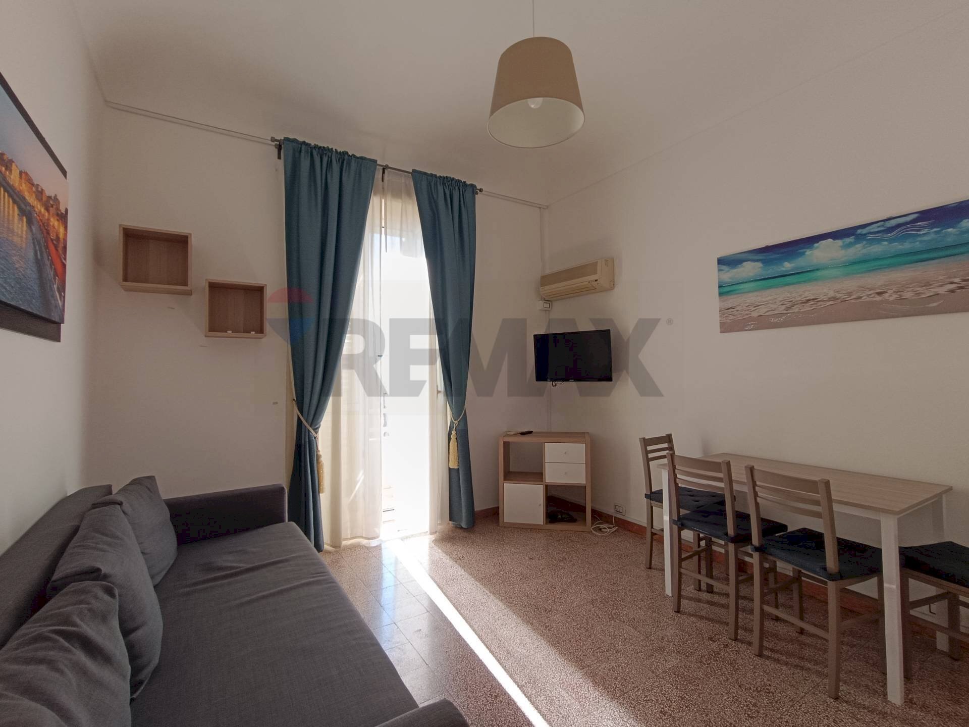 Sala da pranzo - Trilocale via Cuma
 
5, Siracusa - foto 1