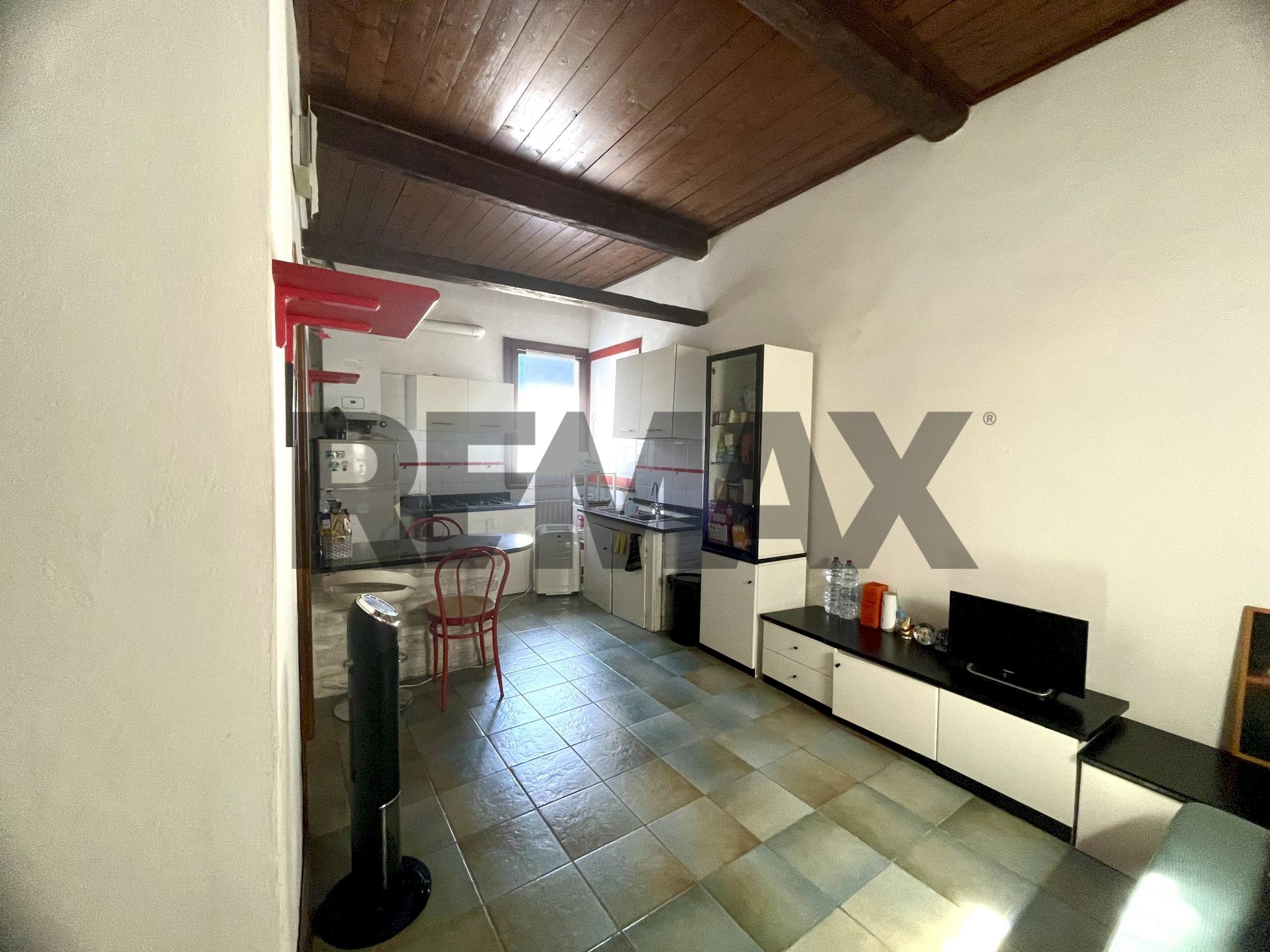 Cucina - Two-room apartment Via Capo Delle Volte
 
16, Ferrara - photo 1