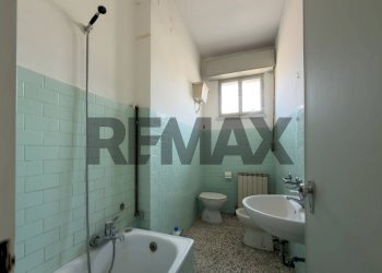 Bagno - Four-room apartment Via Antenore Soffritti
 
9, Ferrara - photo 28