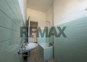 Bagno - Four-room apartment Via Antenore Soffritti
 
9, Ferrara - photo 29