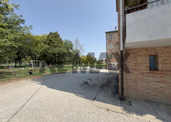 Edificio all\'aperto - Four-room apartment Via Antenore Soffritti
 
9, Ferrara - photo 35