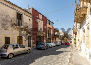 Edificio all\'aperto - Casa indipendente Via Monastero
 
24, Ferla - foto 3