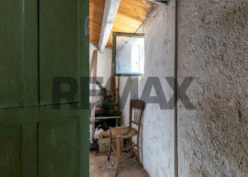 Hall / corridoio - Casa indipendente Via Monastero
 
24, Ferla - foto 36