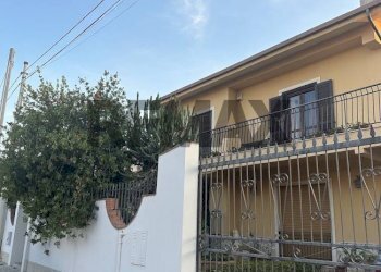 Casa all\'aperto - Three-room apartment via Comitini
 
8, Siracusa - photo 1