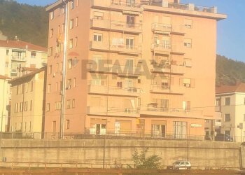 Edificio all\'aperto - Apartment Via Delfino
 
10, Millesimo - photo 1
