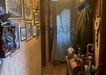 Hall / corridoio - Apartment Via Delfino
 
10, Millesimo - photo 4