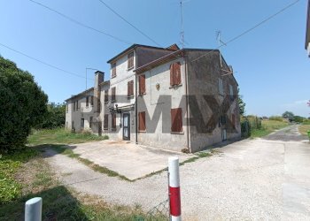 Casa all\'aperto - Rustico Via Zampine
 
59, Stienta - foto 2