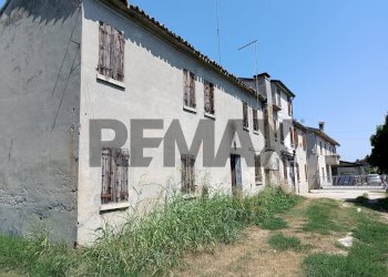 Casa all\'aperto - Rustico Via Zampine
 
59, Stienta - foto 3