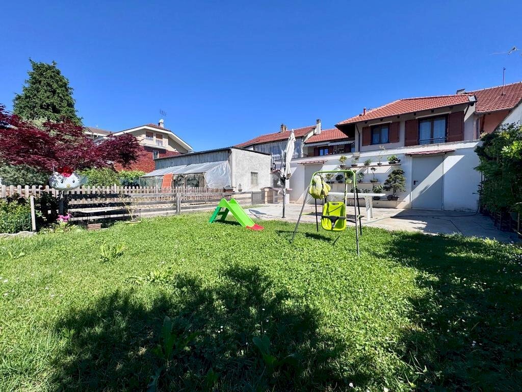 Four-room apartment Via volturno, Orbassano - photo 1