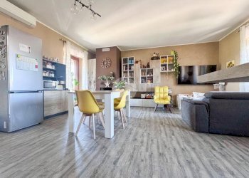 Four-room apartment Via volturno, Orbassano - photo 5
