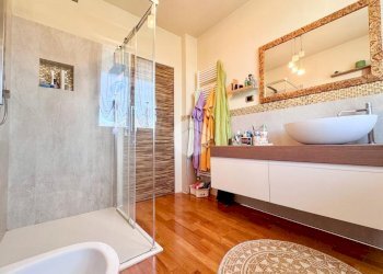 Four-room apartment Via volturno, Orbassano - photo 19