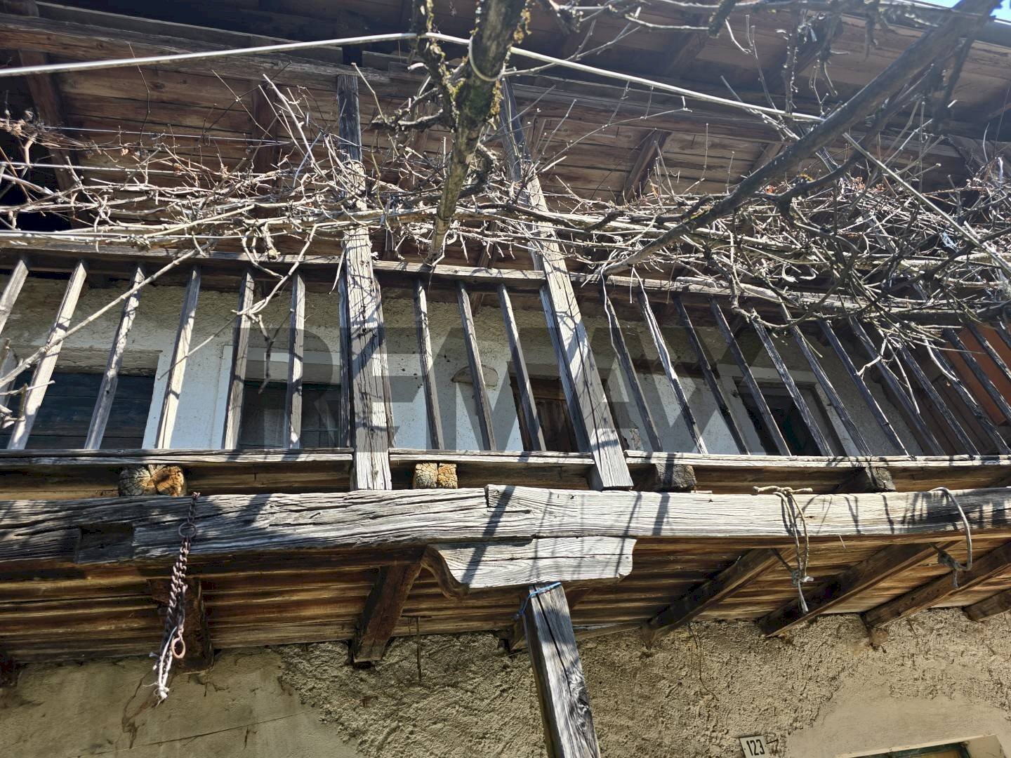 Dettagli - Rustico Via Pezzé
 
123, Lamon - foto 3