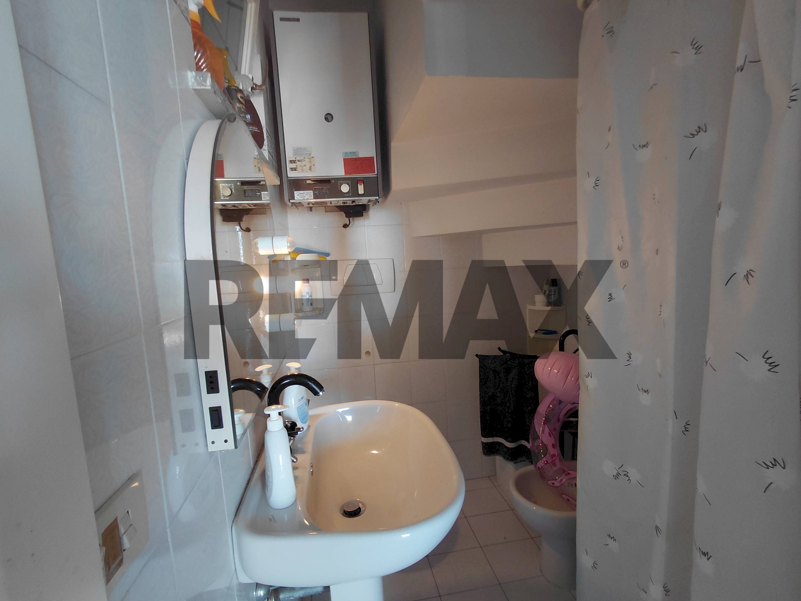 Bagno - Terraced Villa Via Ponente
20, Falconara Marittima - photo 3