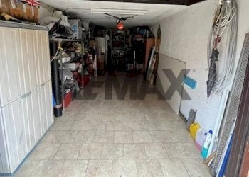 Parcheggio - Three-room apartment via Vigorelli
 
105, Casteggio - photo 8