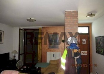 Soggiorno - Quadrilocale via Vicolo Breve
 
12, Parona - foto 3