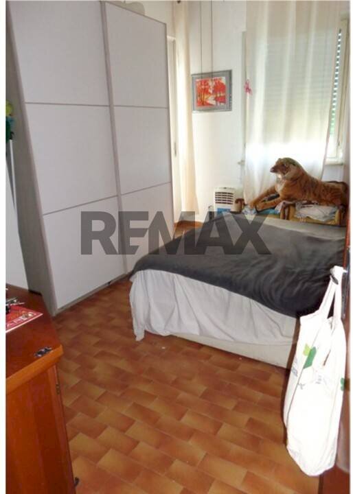 Camera / camera da letto - Four-room apartment corso Italia
95, Bianzè - photo 3