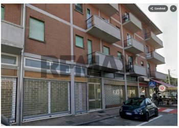 Edificio all\'aperto - Four-room apartment corso Italia
 
95, Bianzè - photo 9
