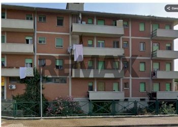 Edificio all\'aperto - Four-room apartment corso Italia
 
95, Bianzè - photo 10