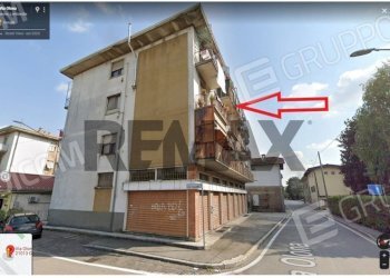 Edificio all\'aperto - Trilocale via Fratelli Vigorelli
43, Gallarate - foto 2