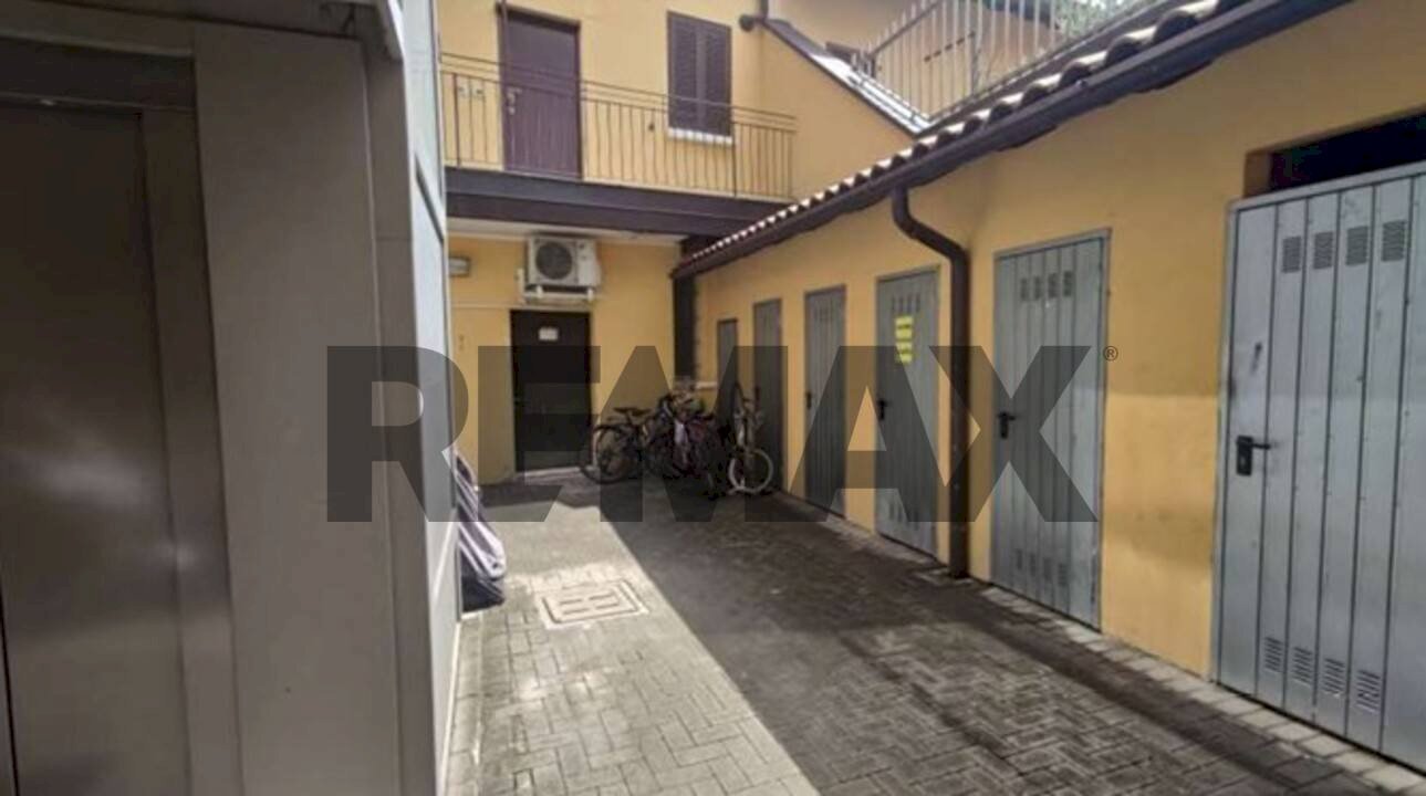 Edificio all\'aperto - Appartamento Piazza Anita Garibaldi
1, Milano - foto 2