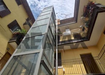 Edificio all\'aperto - Appartamento Piazza Anita Garibaldi
 
1, Milano - foto 3