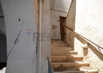 Scale - Apartment via Umberto I
 
42, Foglianise - photo 28