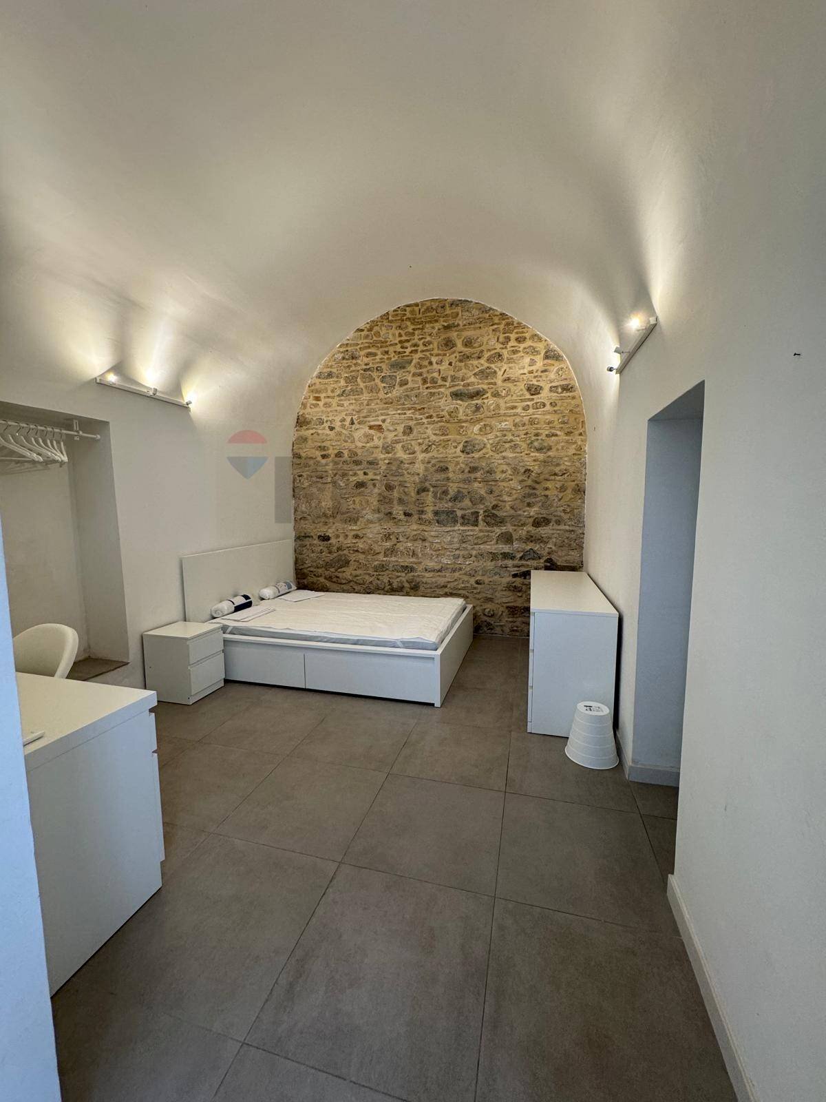 Bagno - One-room apartment via Alfonso De Blasio
21, Benevento - photo 2