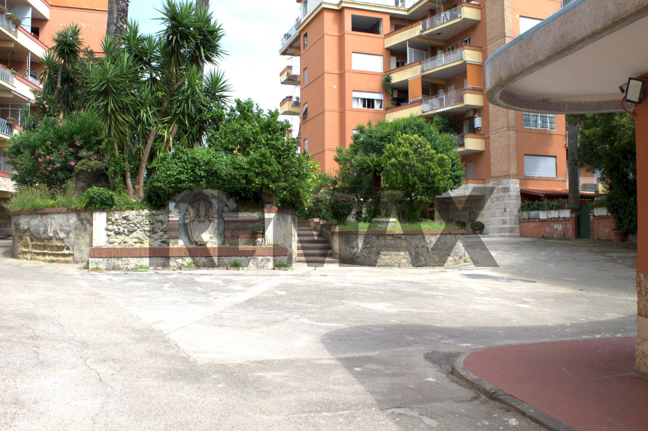 Edificio all\'aperto - Appartamento via manzoni
 
71, Napoli - foto 2