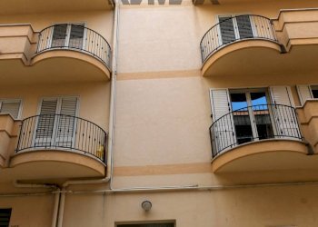 Edificio all\'aperto - Appartamento Viale Aldo Moro
 
199, Favara - foto 3