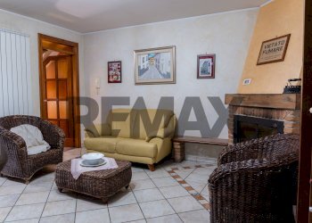 Soggiorno - Semi-detached house Salita San Paolo
 
14, Campobasso - photo 9
