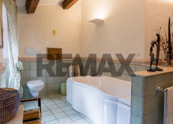 Bagno - Semi-detached house Salita San Paolo
 
14, Campobasso - photo 18