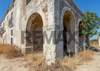 Edificio all\'aperto - Rustic sp 58
 
SNC, Siracusa - photo 6