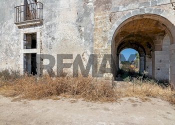 Edificio all\'aperto - Rustic sp 58
 
SNC, Siracusa - photo 8