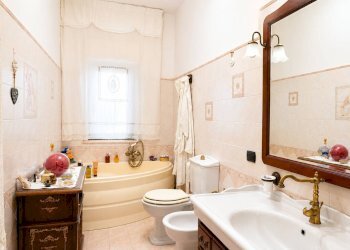 Foto 5 - Appartamento via Santi Elena e Costantino
 
28, Aci Catena - foto 5