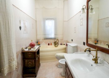 Foto 18 - Appartamento via Santi Elena e Costantino
 
28, Aci Catena - foto 18