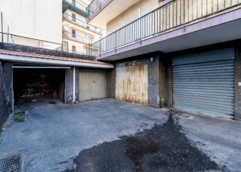 Foto 4 - Box via Cervo
 
7, Acireale - foto 4