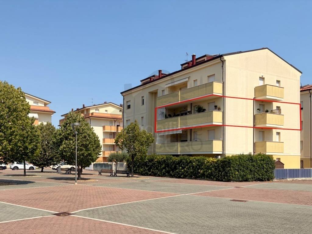 Facciata - Trilocale via Benigno Zaccagnini, 8, Rimini - foto 1