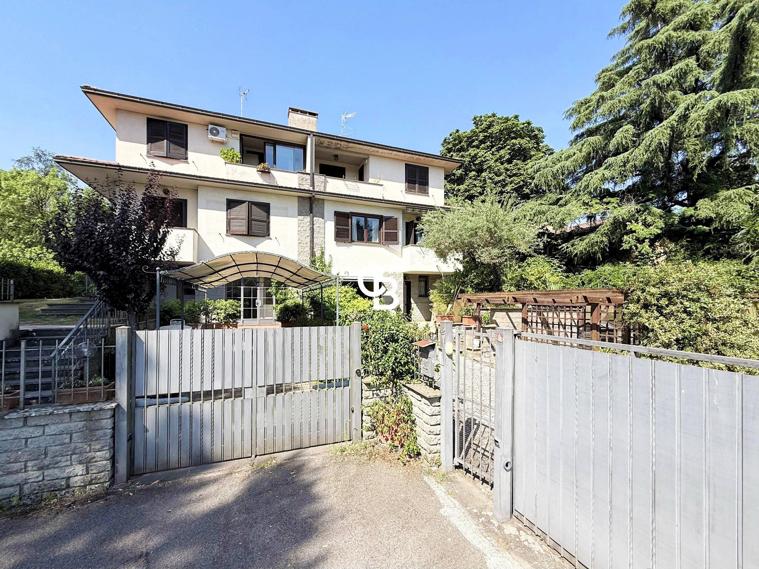 Foto 1 - Villa Via Pò
 
42, Viterbo - photo 1