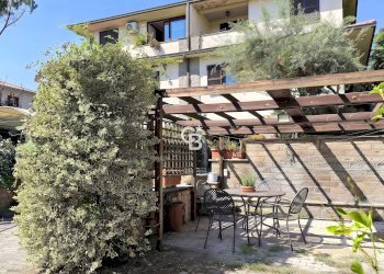 Foto 2 - Villa Via Pò
 
42, Viterbo - foto 2
