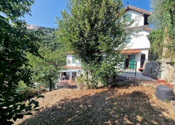 Giardino - Villa via Mogadiscio, 68, Genova (neighborhood Molassana) - photo 28