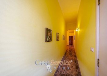 Corridoio - Casa indipendente corso Cesare Vergine, Tuglie - foto 40
