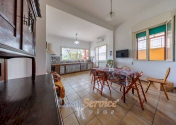 Salone - Casa indipendente corso Cesare Vergine, Tuglie - foto 41