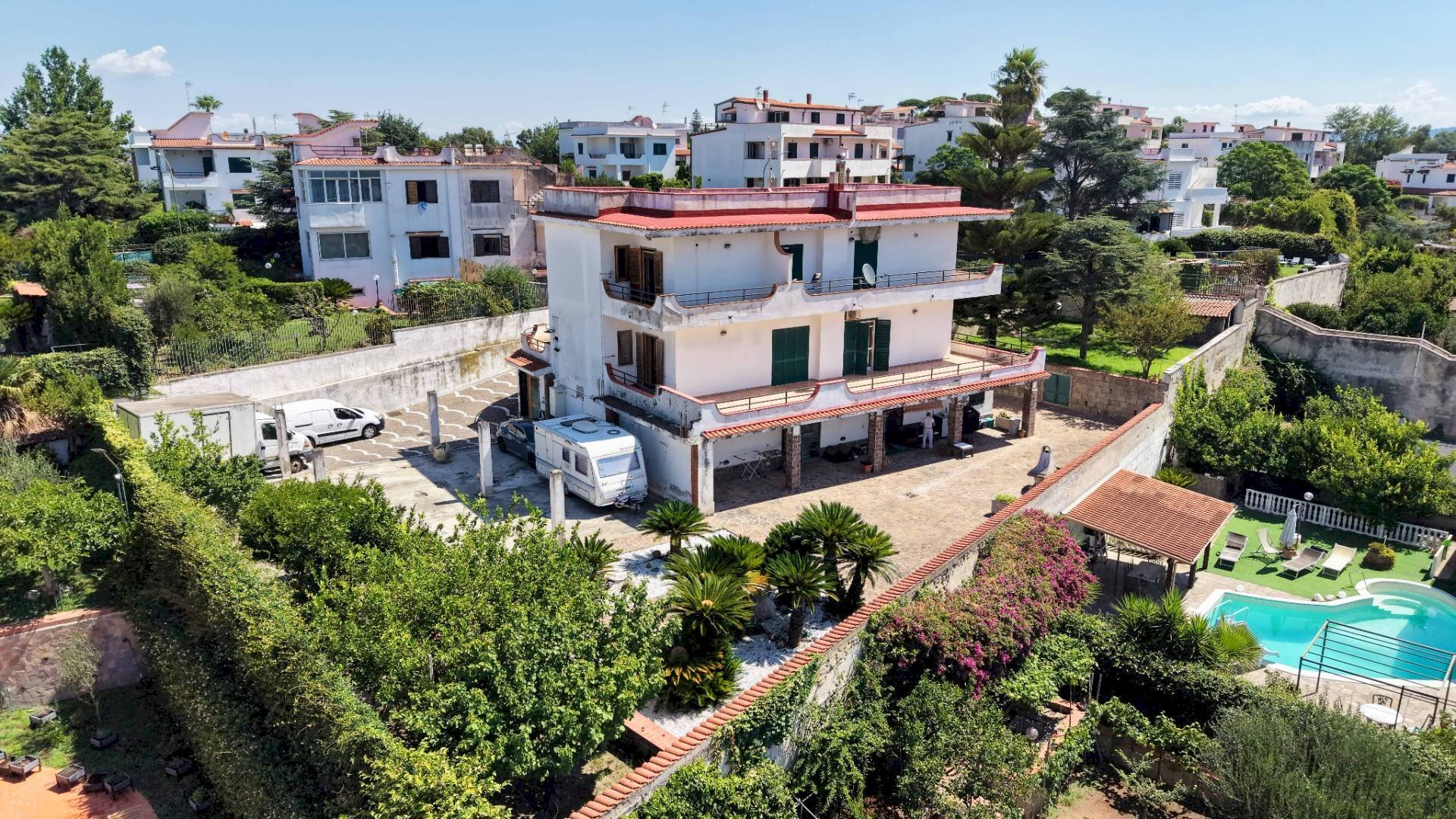 VISTA DRONE - Casa semi indipendente via madonna del pantano
131, Giugliano in Campania - foto 2